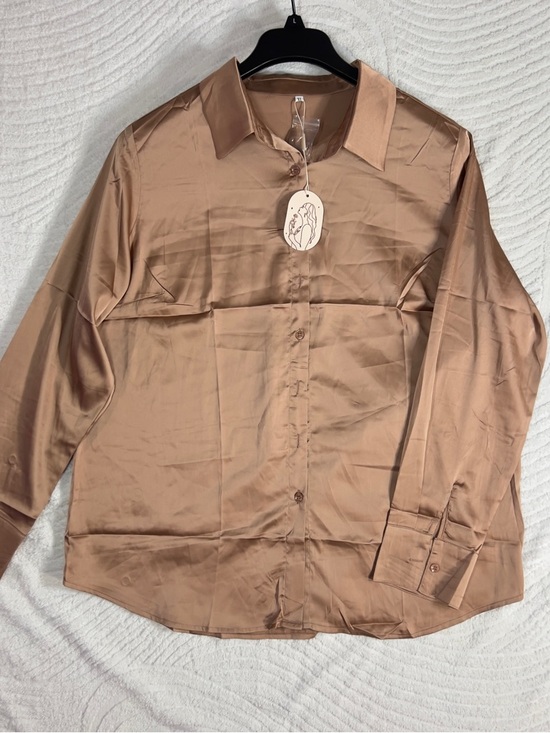unbranded Other - Women’s Satin Tan Button-Down Shirt - XL Unbranded